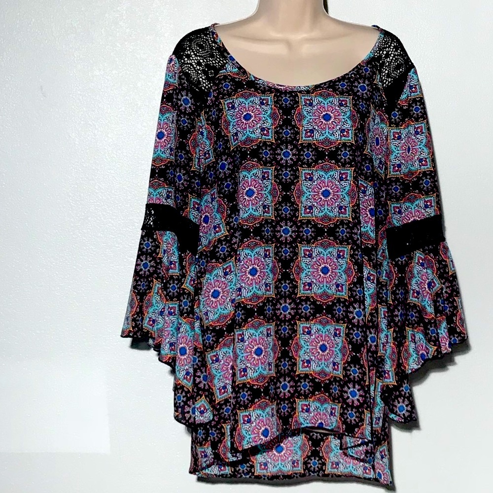 Emi & Joe Blue Colorful Floral Ruffled Top Blouse